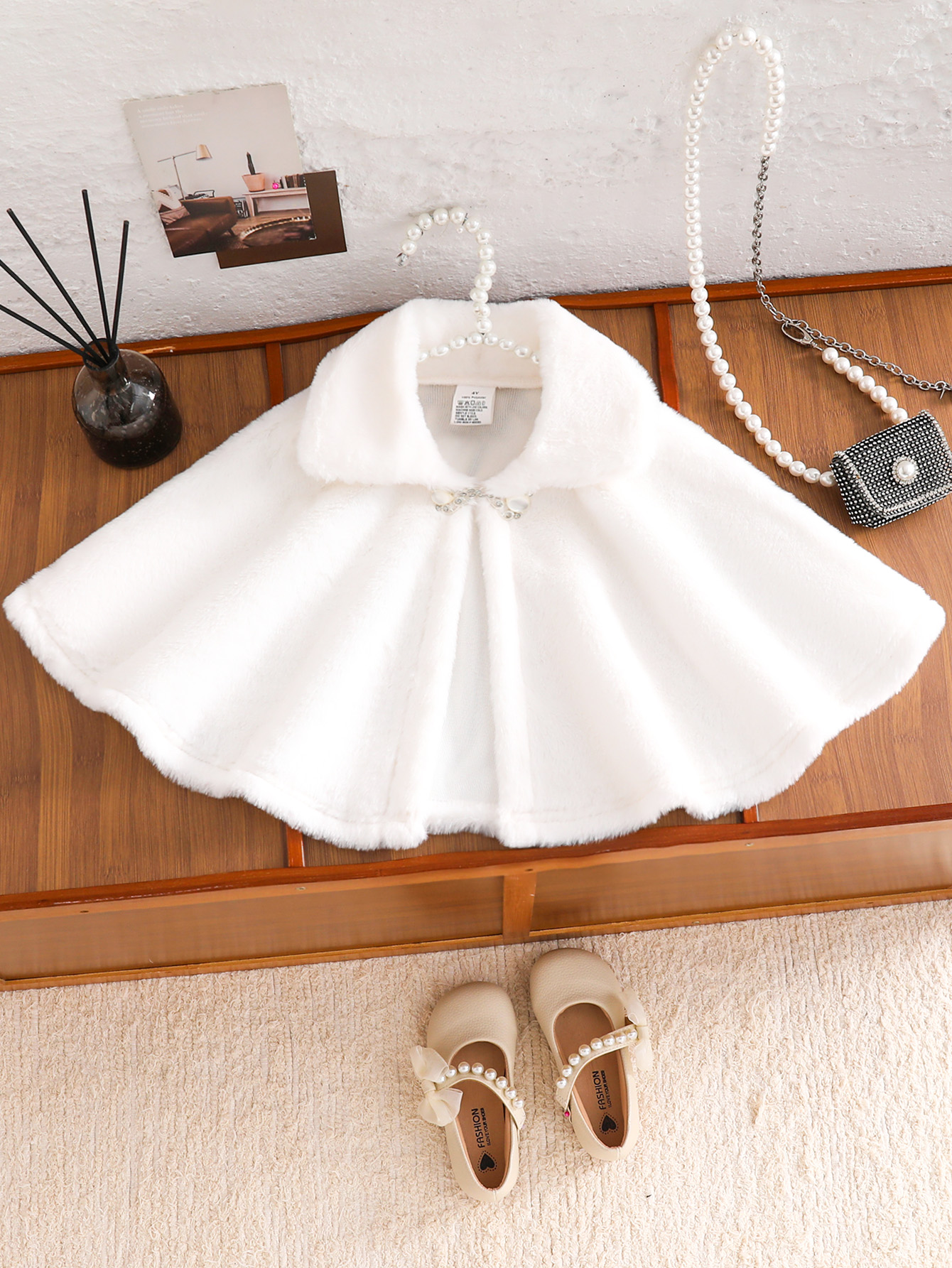 Winter Clothing Activity - A Warm White Princess Shawl Cape